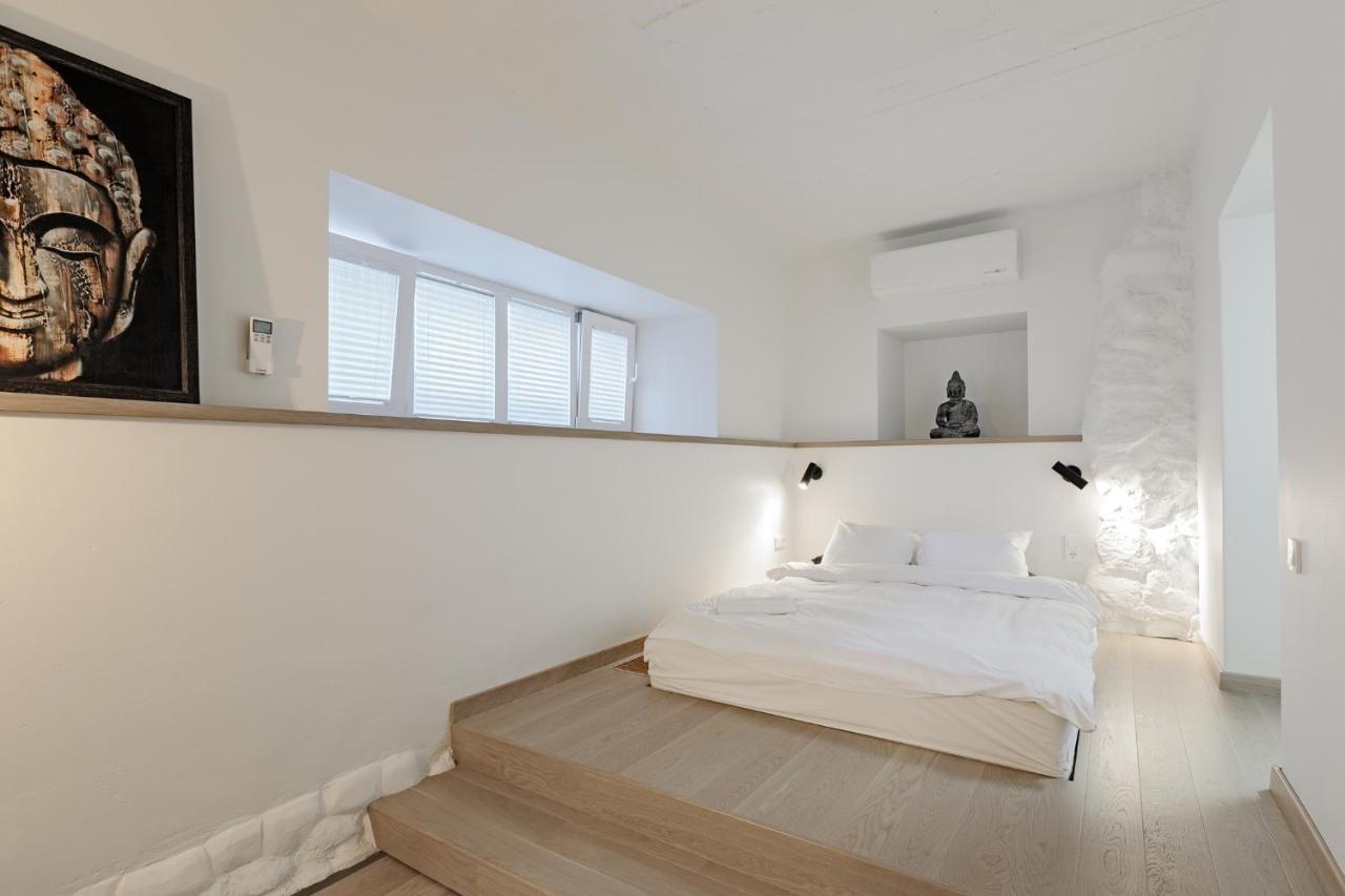 Buddha Luxury Apartment Kaunas city centre Extérieur photo